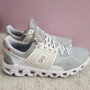 On Cloud Cloudswift 3 running shoes